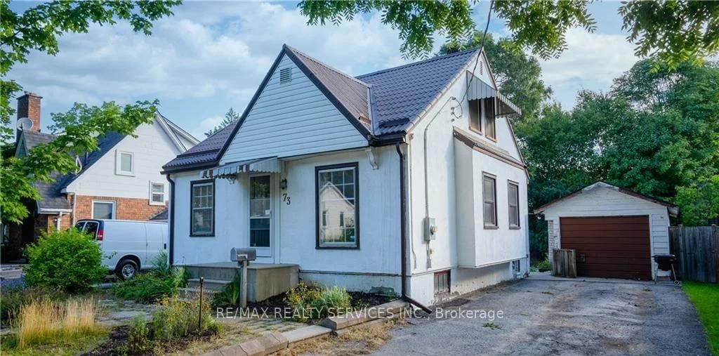 73, Drury, Wellington, Barrie