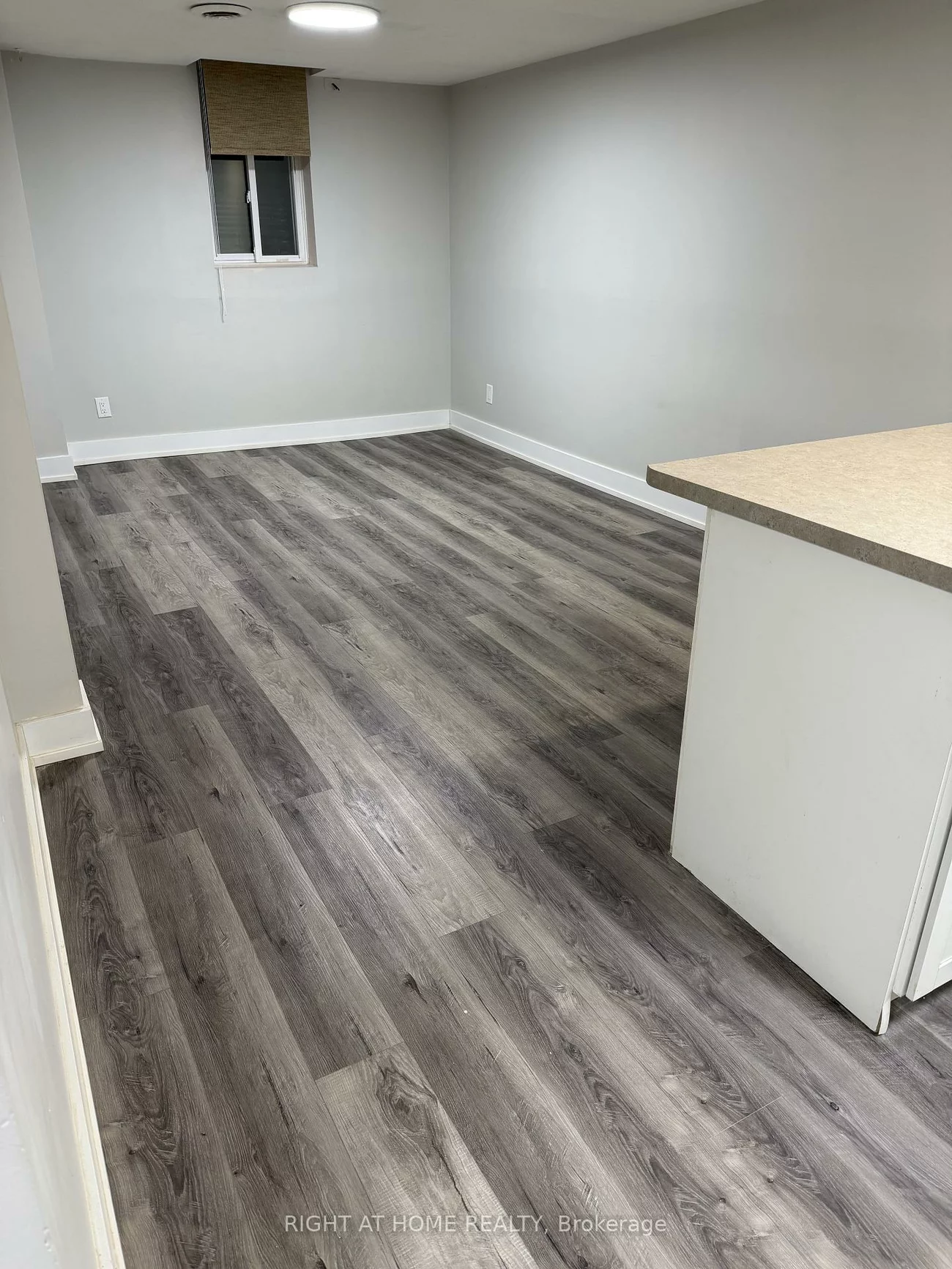 7, Carruthers, Grove East, Barrie