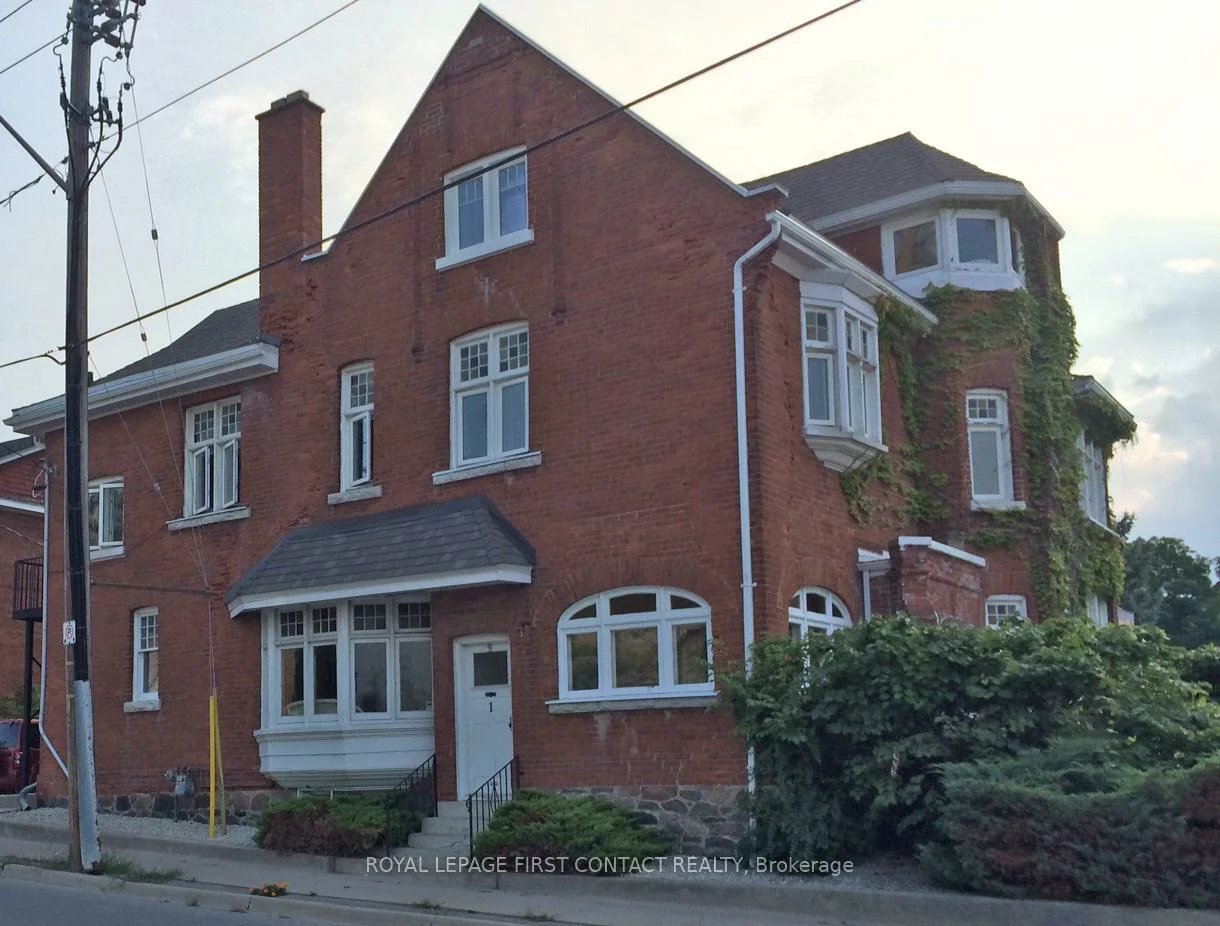 9, Poyntz, City Centre, Barrie