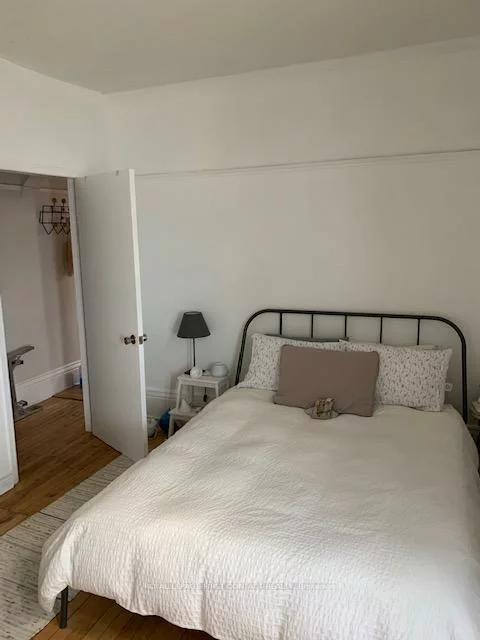 9, Poyntz, City Centre, Barrie