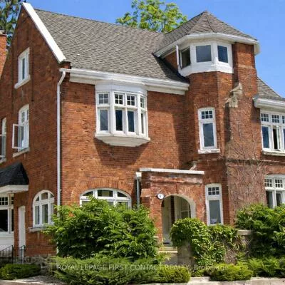 9, Poyntz, City Centre, Barrie