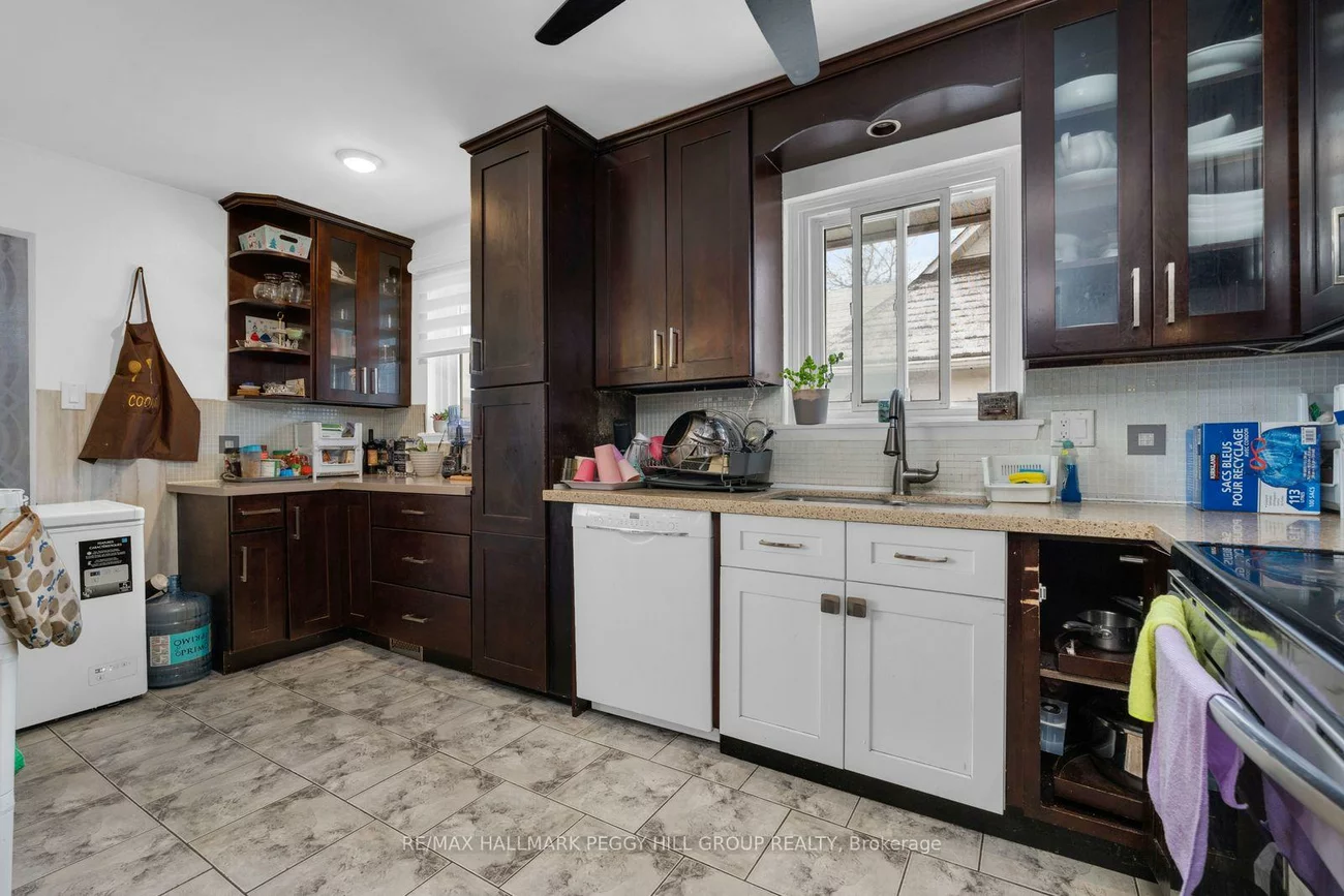 53, Sanford, Sanford, Barrie