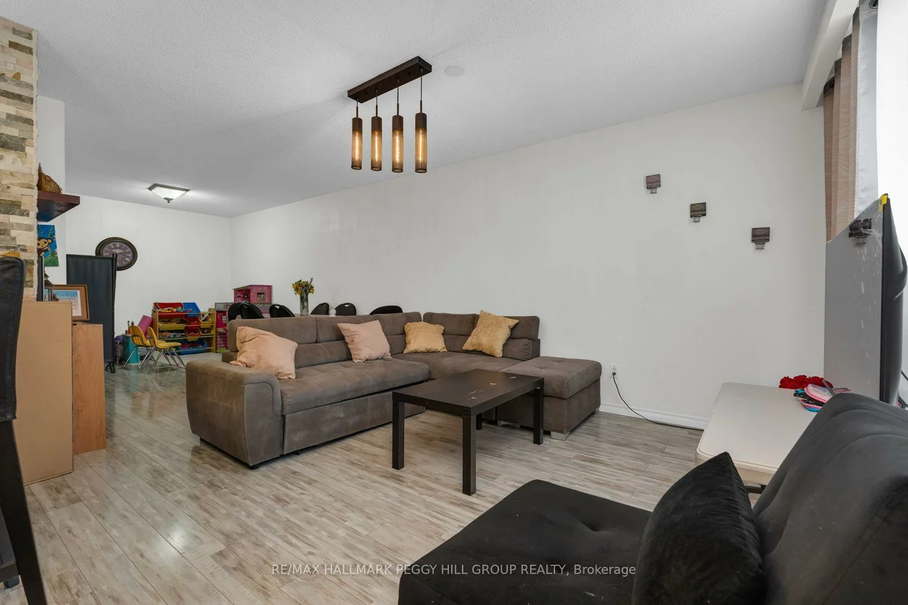 53, Sanford, Sanford, Barrie