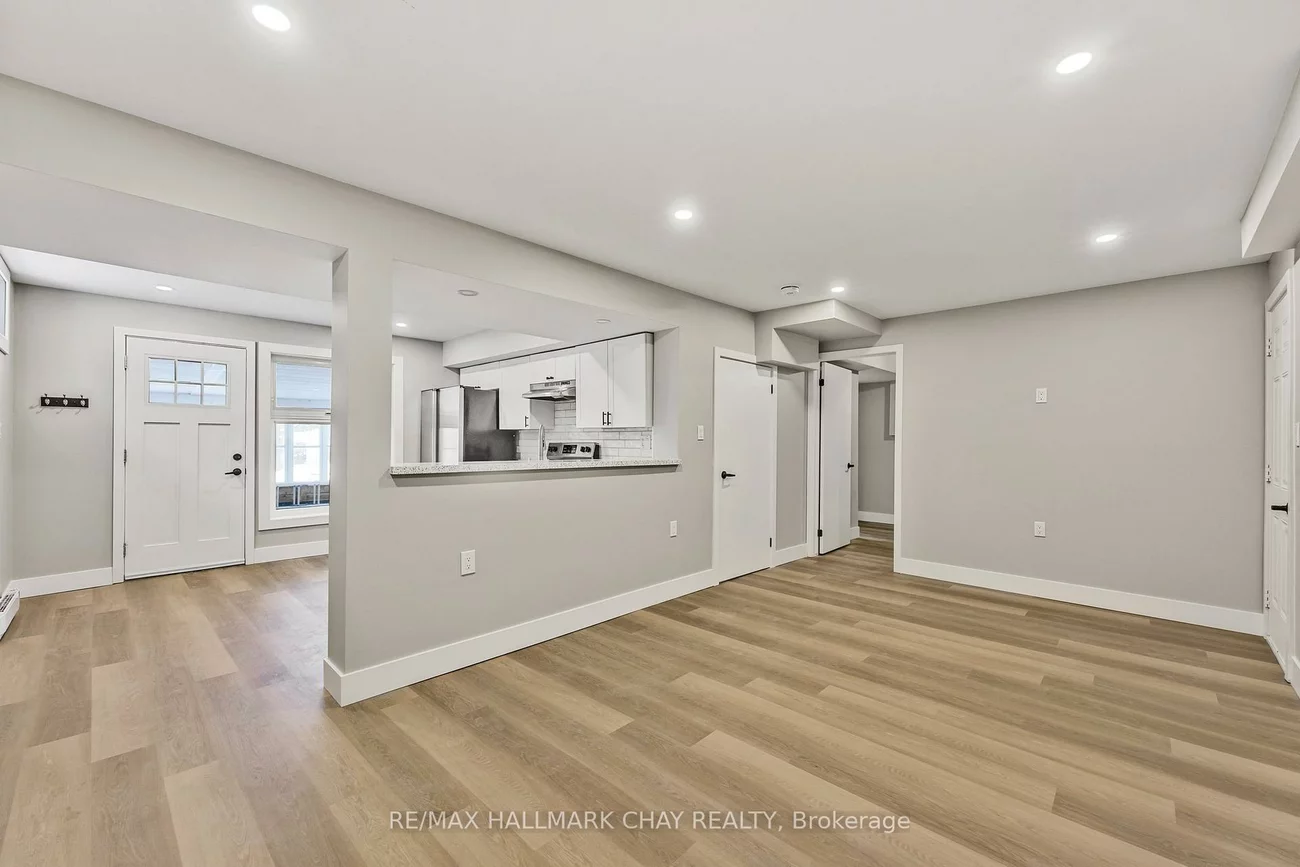 110, Codrington, Codrington, Barrie