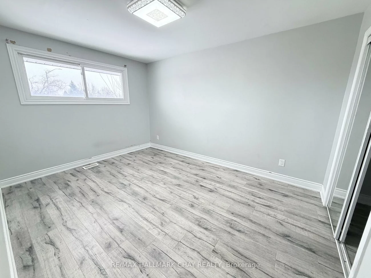 152, Rose, Wellington, Barrie