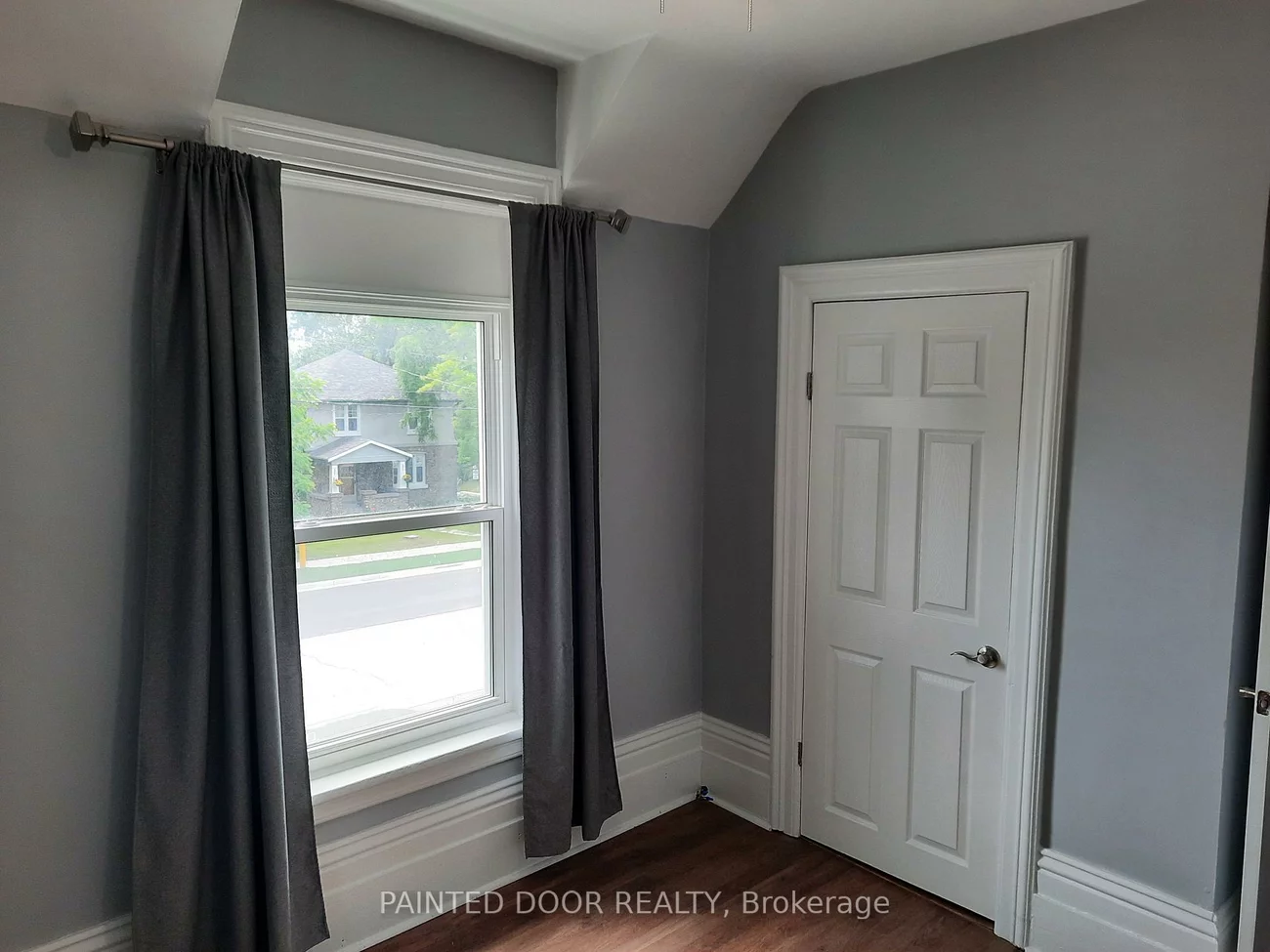 28, Wellington, Queen's Park, Barrie