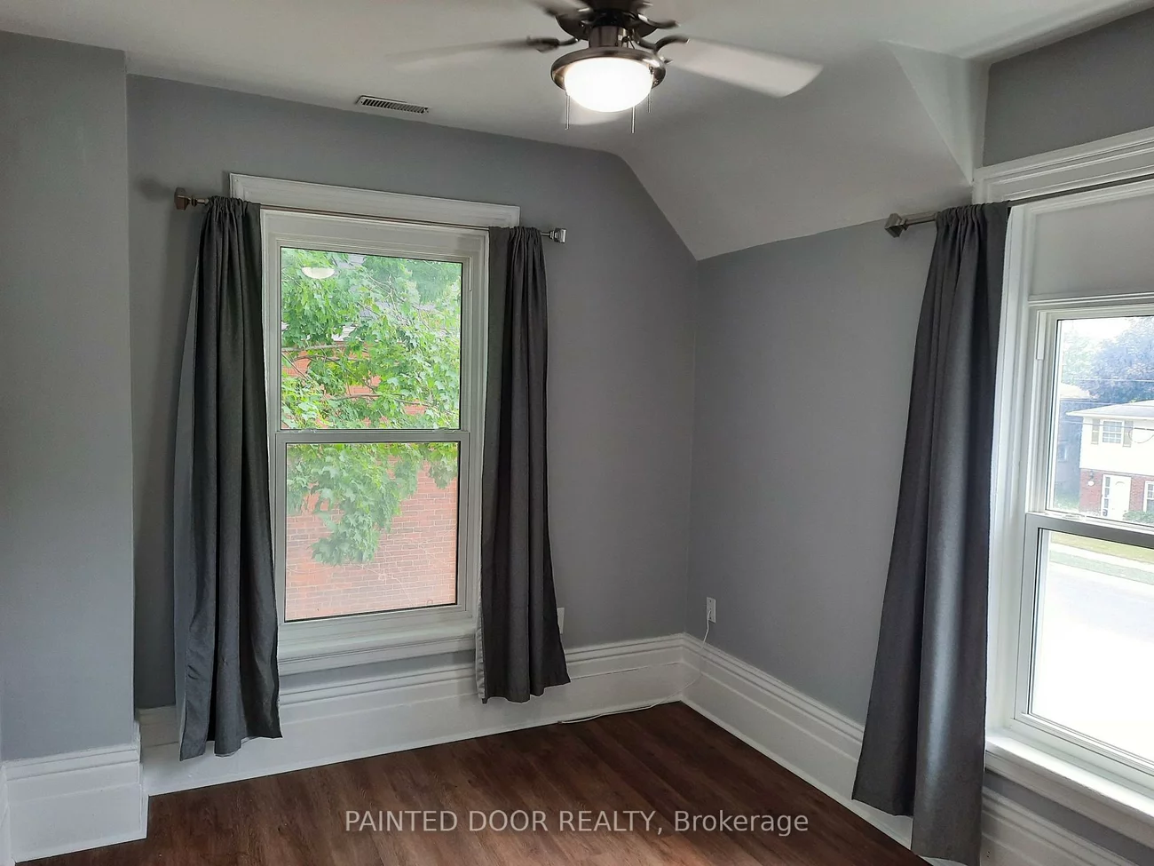 28, Wellington, Queen's Park, Barrie