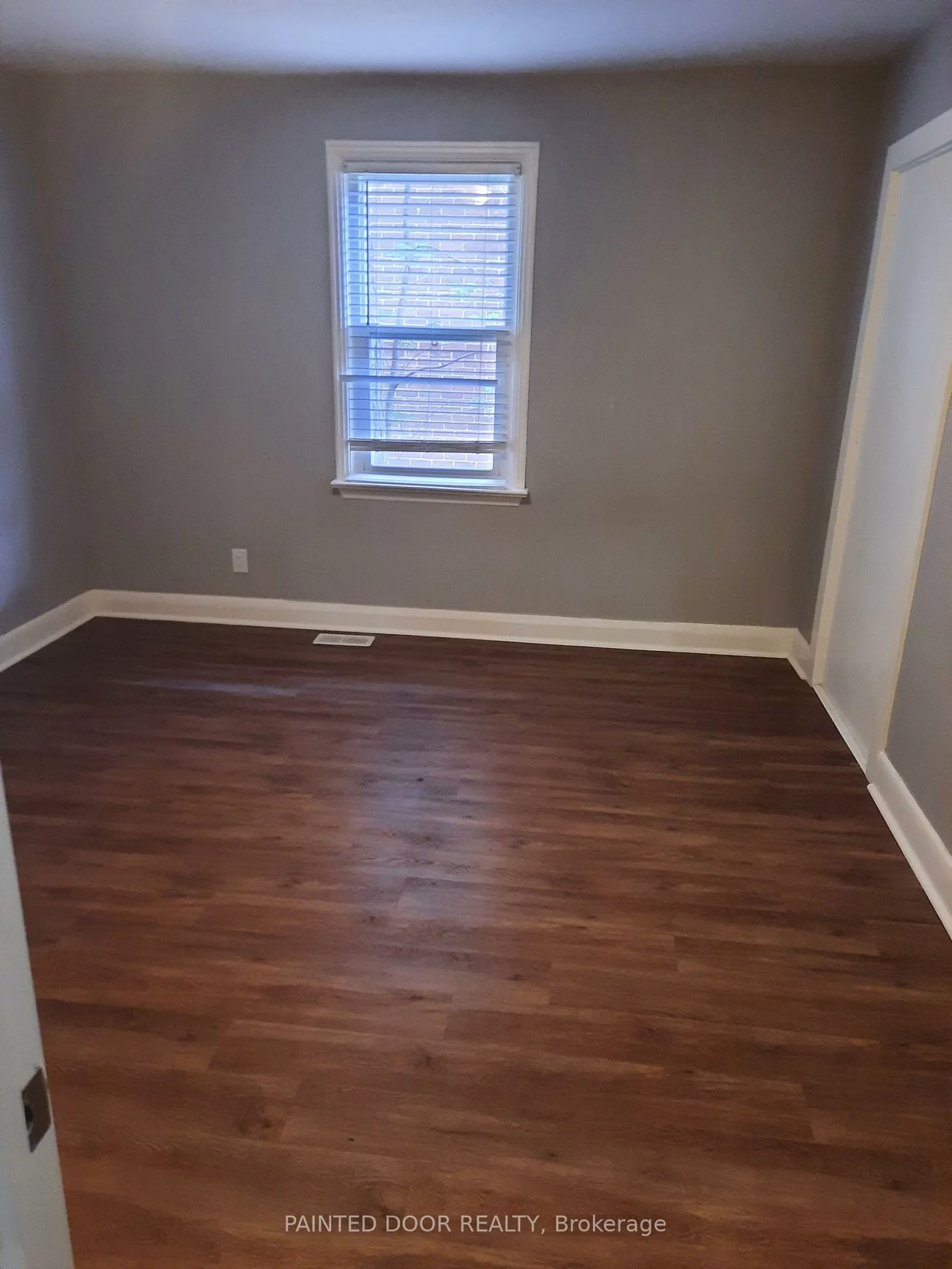 28, Wellington, Queen's Park, Barrie