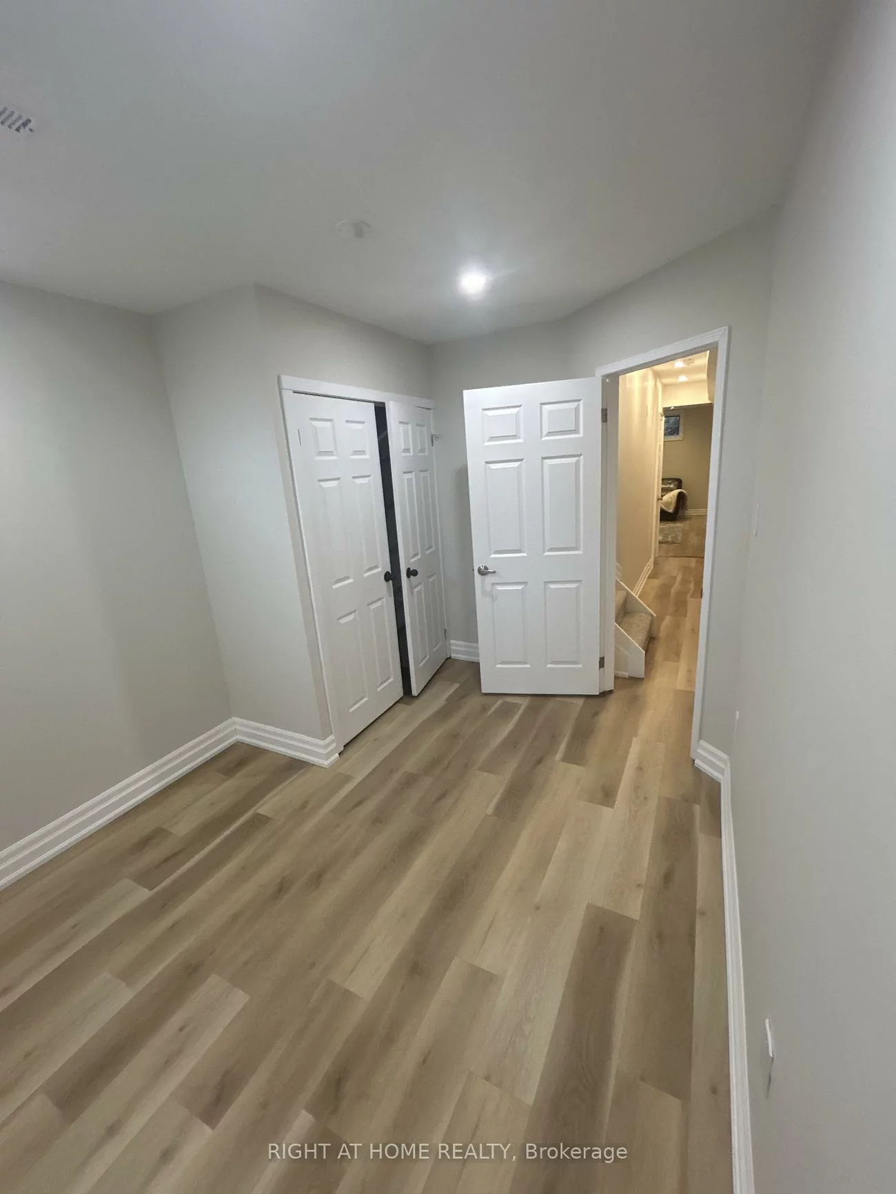 73, Barre, Painswick North, Barrie