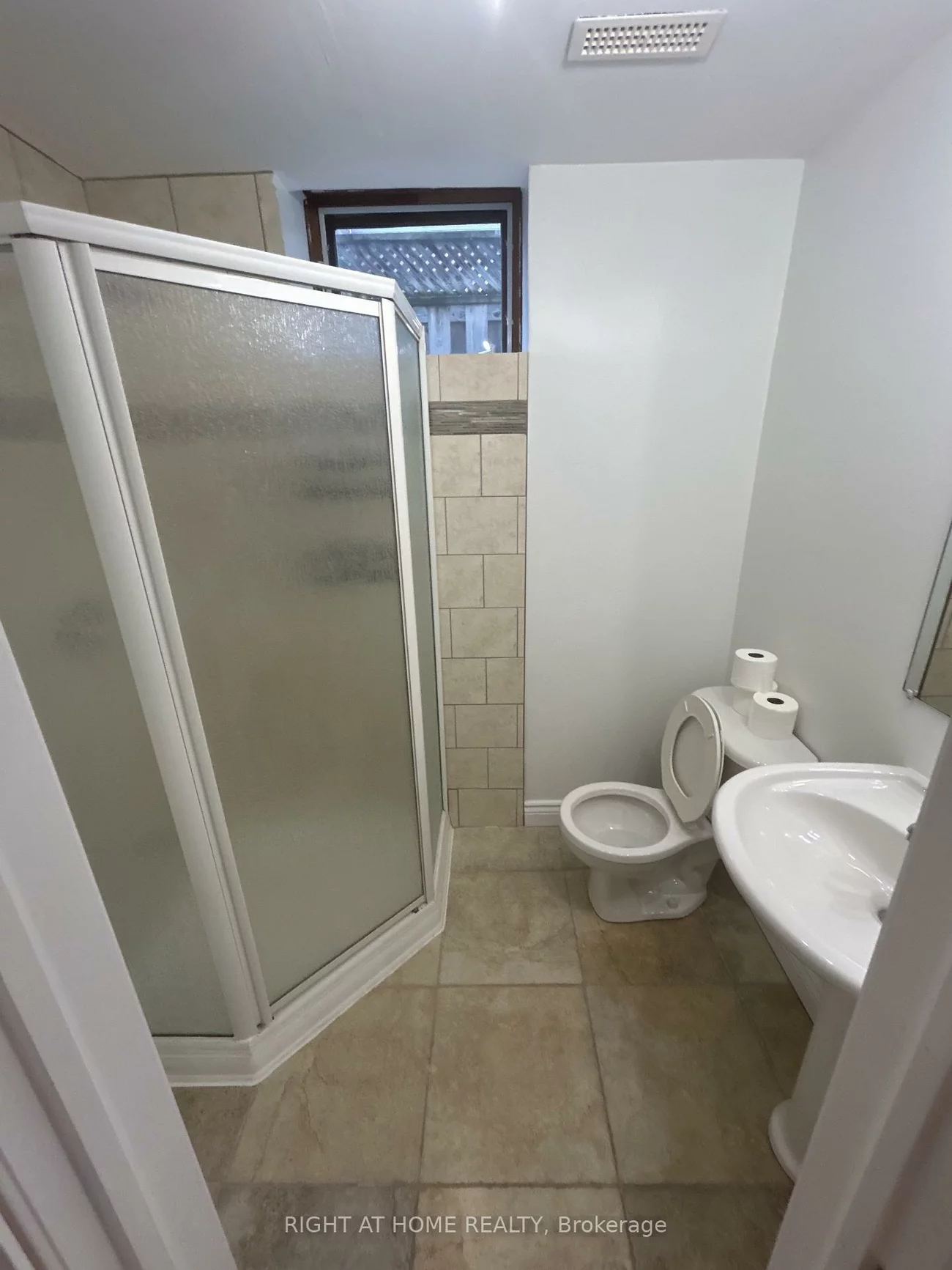 73, Barre, Painswick North, Barrie