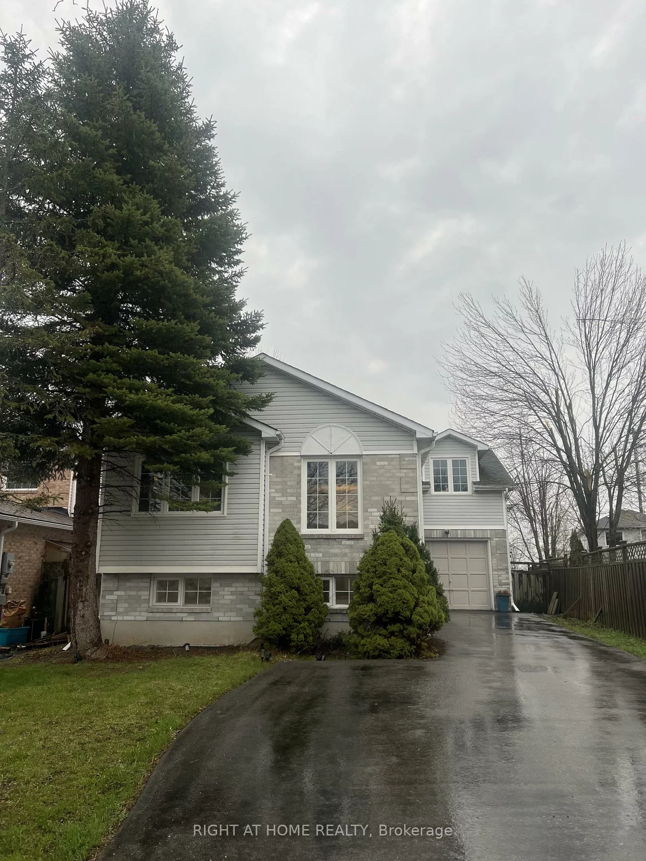 73, Barre, Painswick North, Barrie