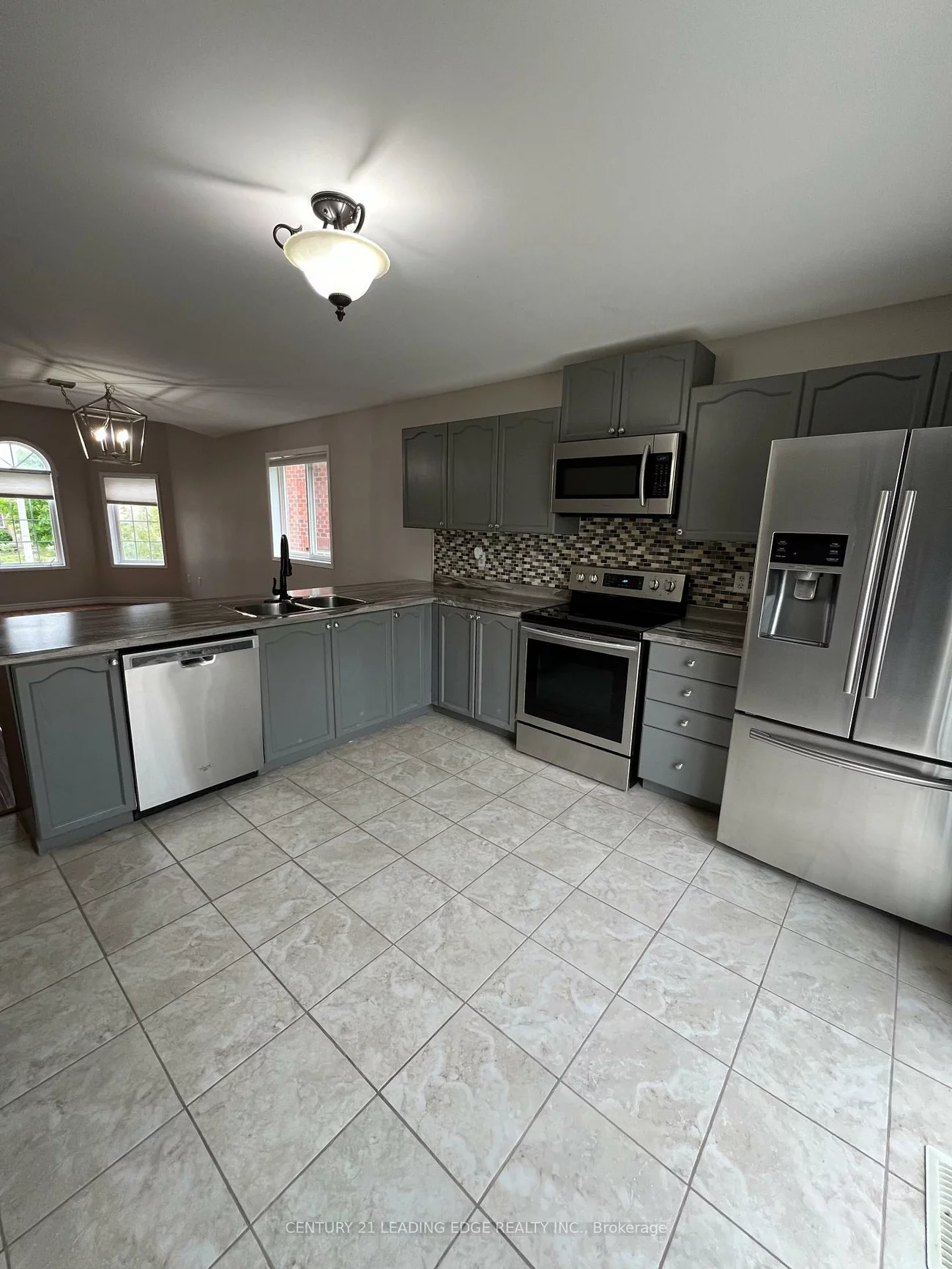 23, Dunsmore, Georgian Drive, Barrie