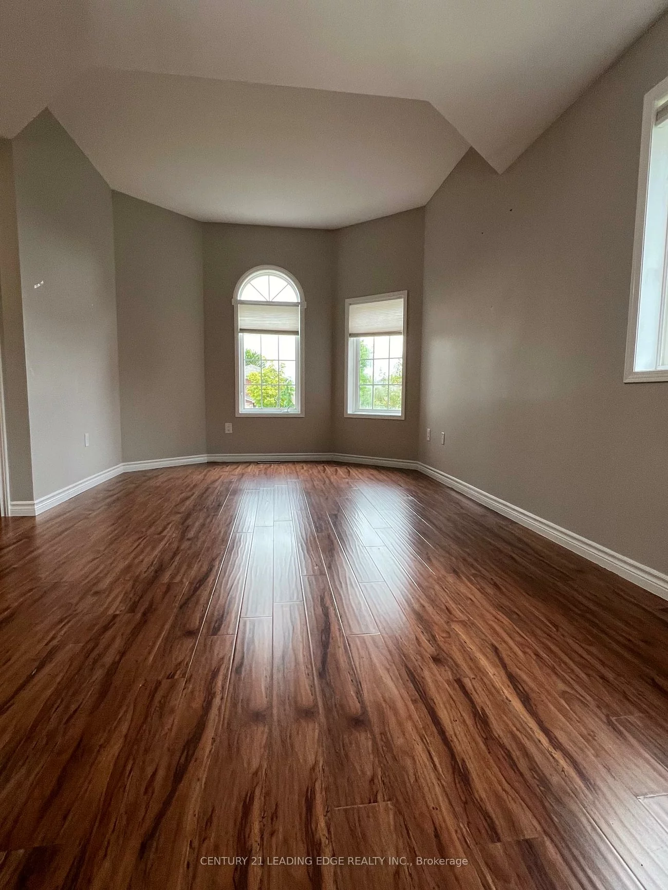 23, Dunsmore, Georgian Drive, Barrie