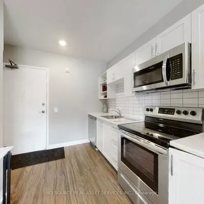 233, Dunlop, Queen's Park, Barrie