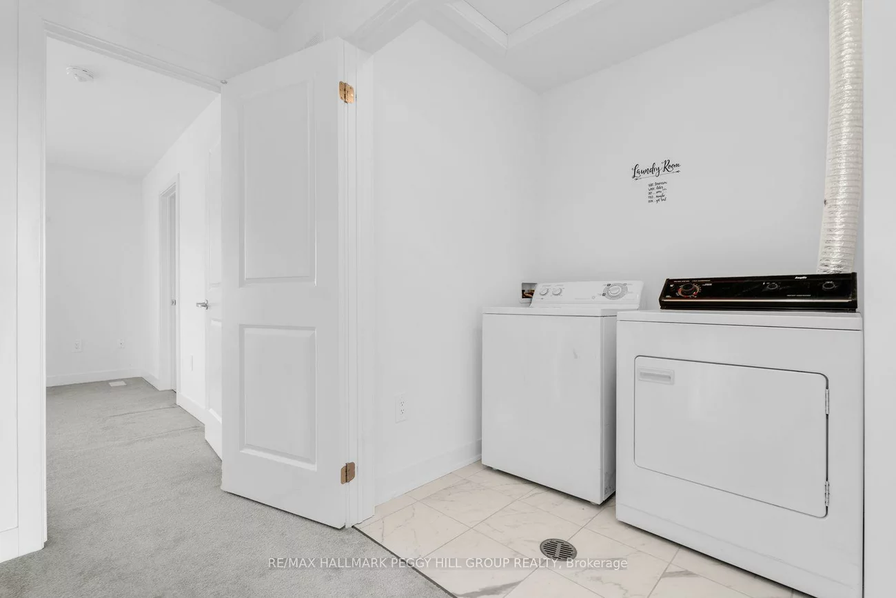 37, Turnberry, Painswick South, Barrie