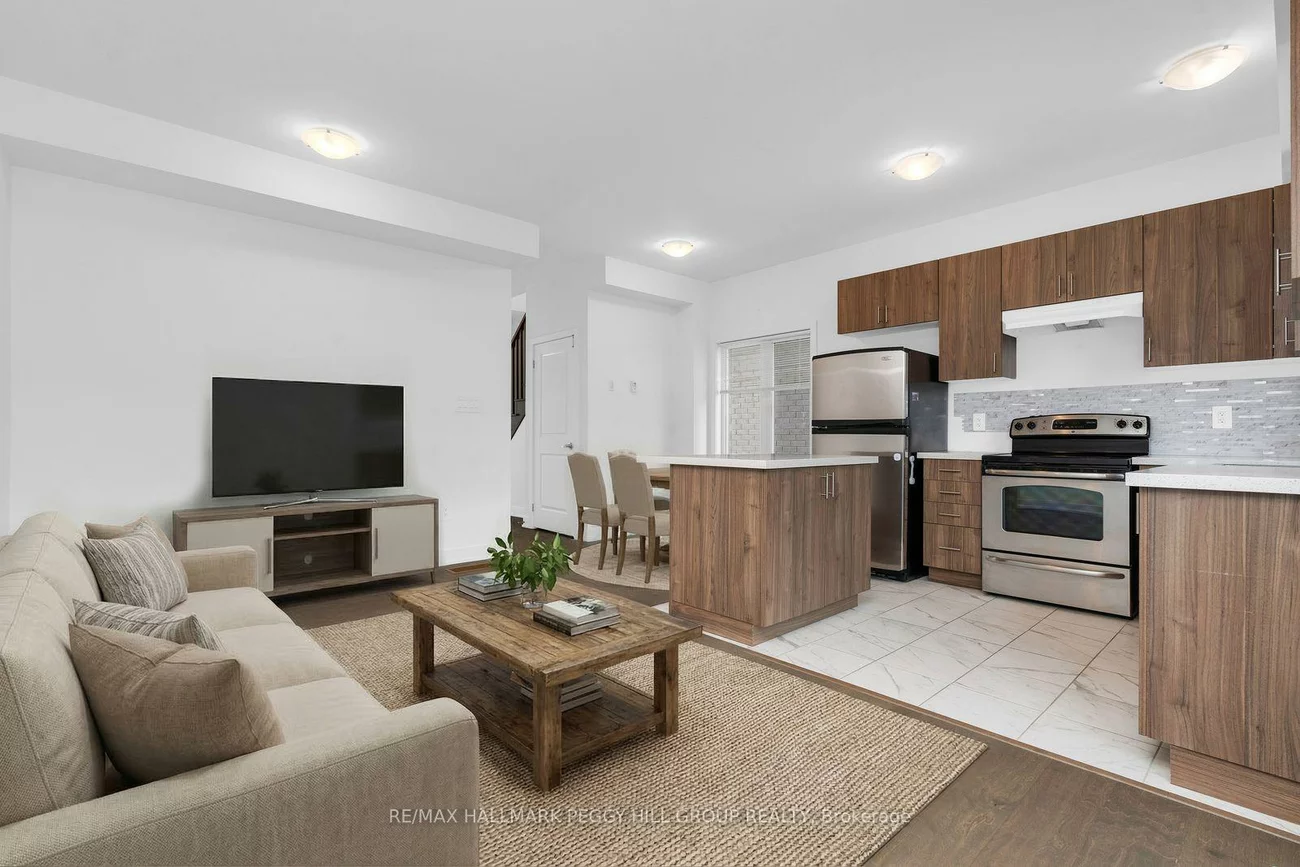 37, Turnberry, Painswick South, Barrie