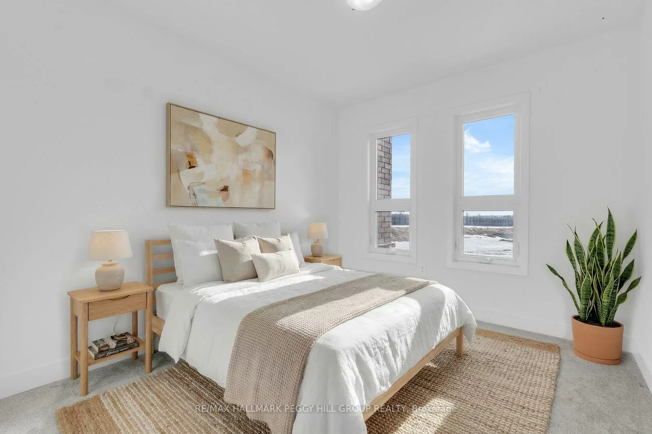 37, Turnberry, Painswick South, Barrie