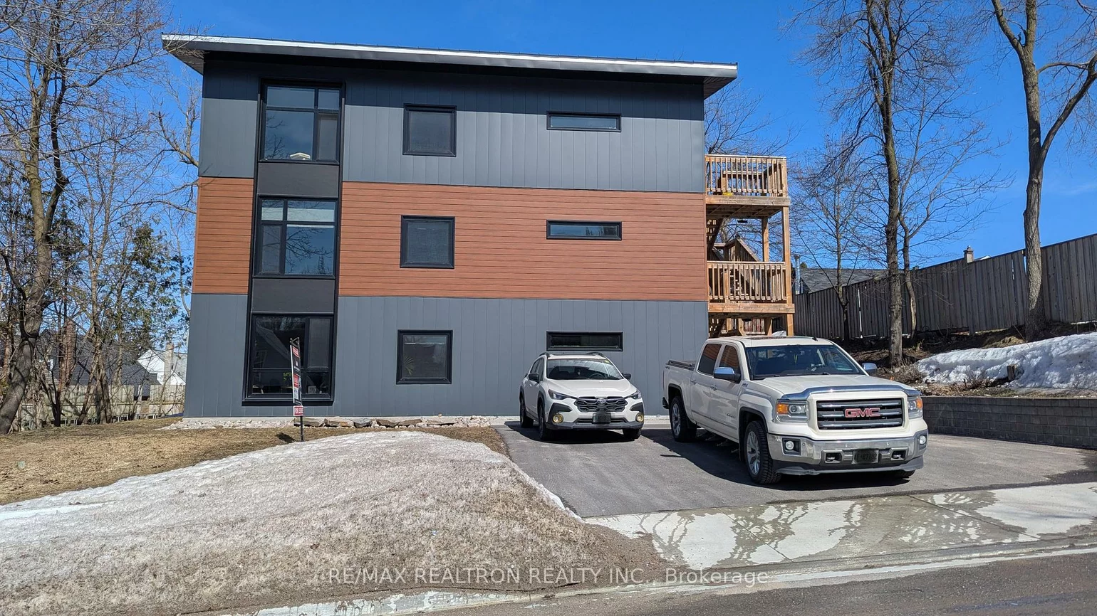 35, Albert, City Centre, Barrie