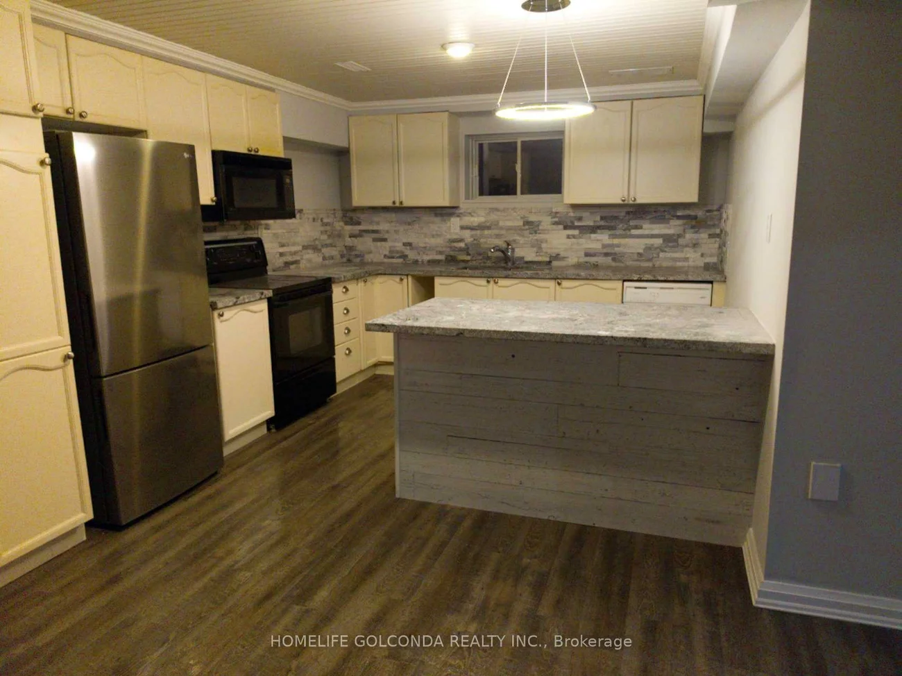 55, Hawkins, Ardagh, Barrie