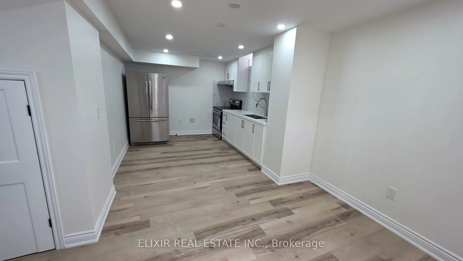 41, Blair, Grove East, Barrie