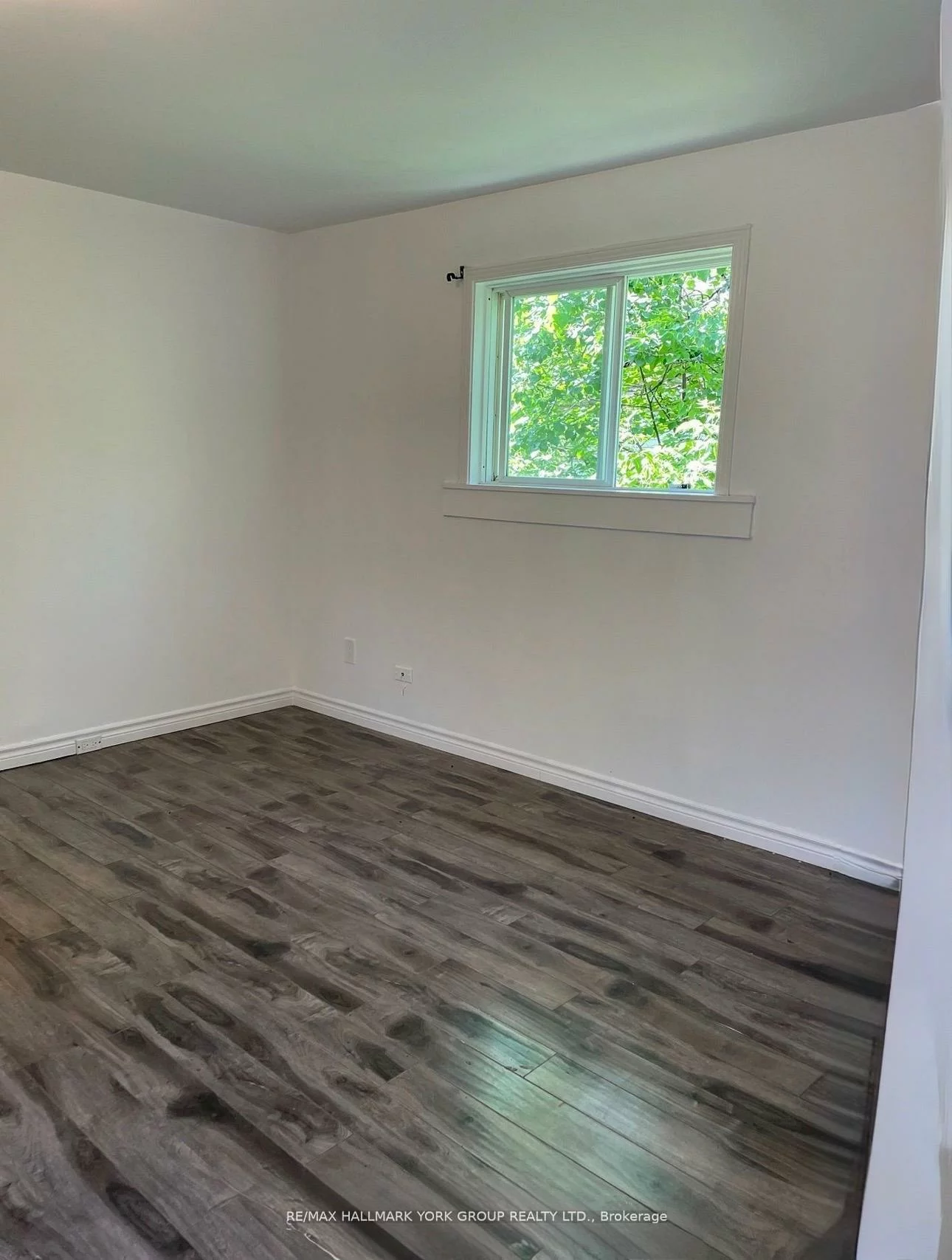 165, Anne, Allandale Centre, Barrie