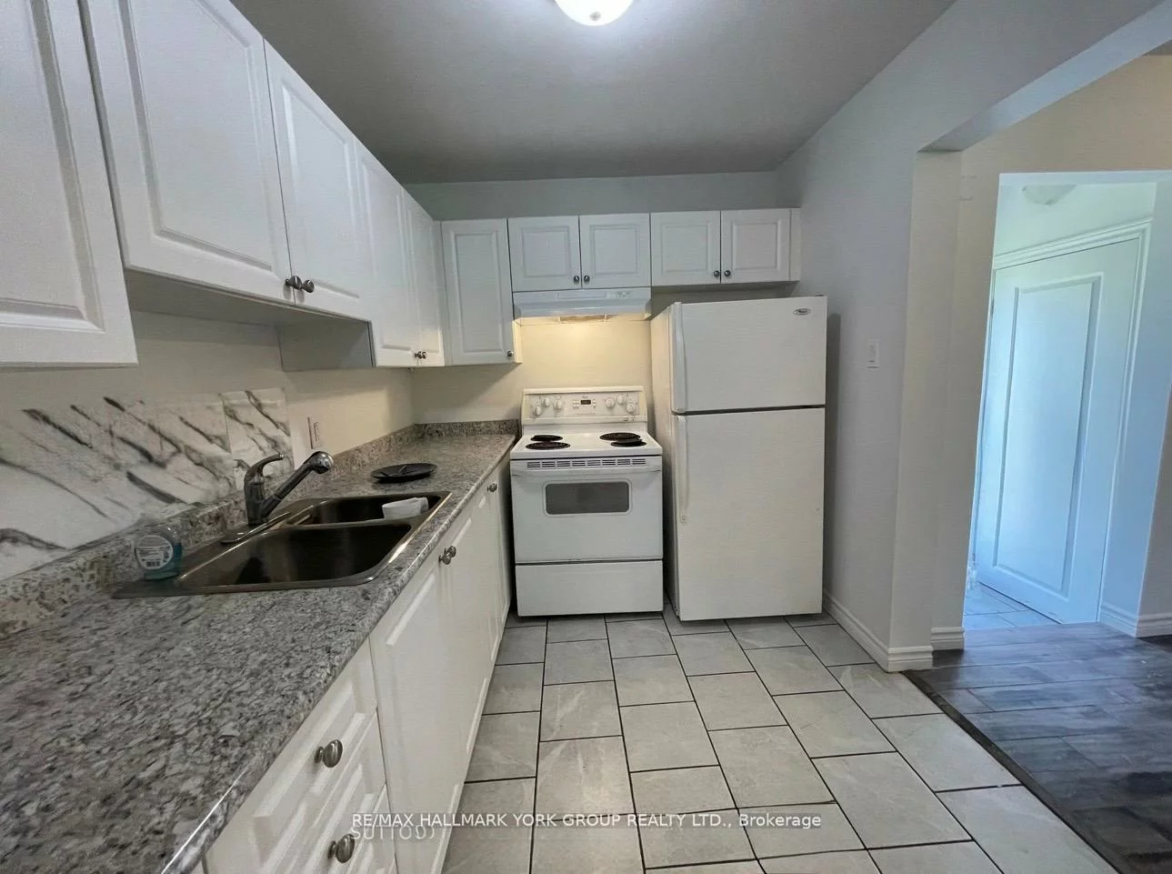 165, Anne, Allandale Centre, Barrie