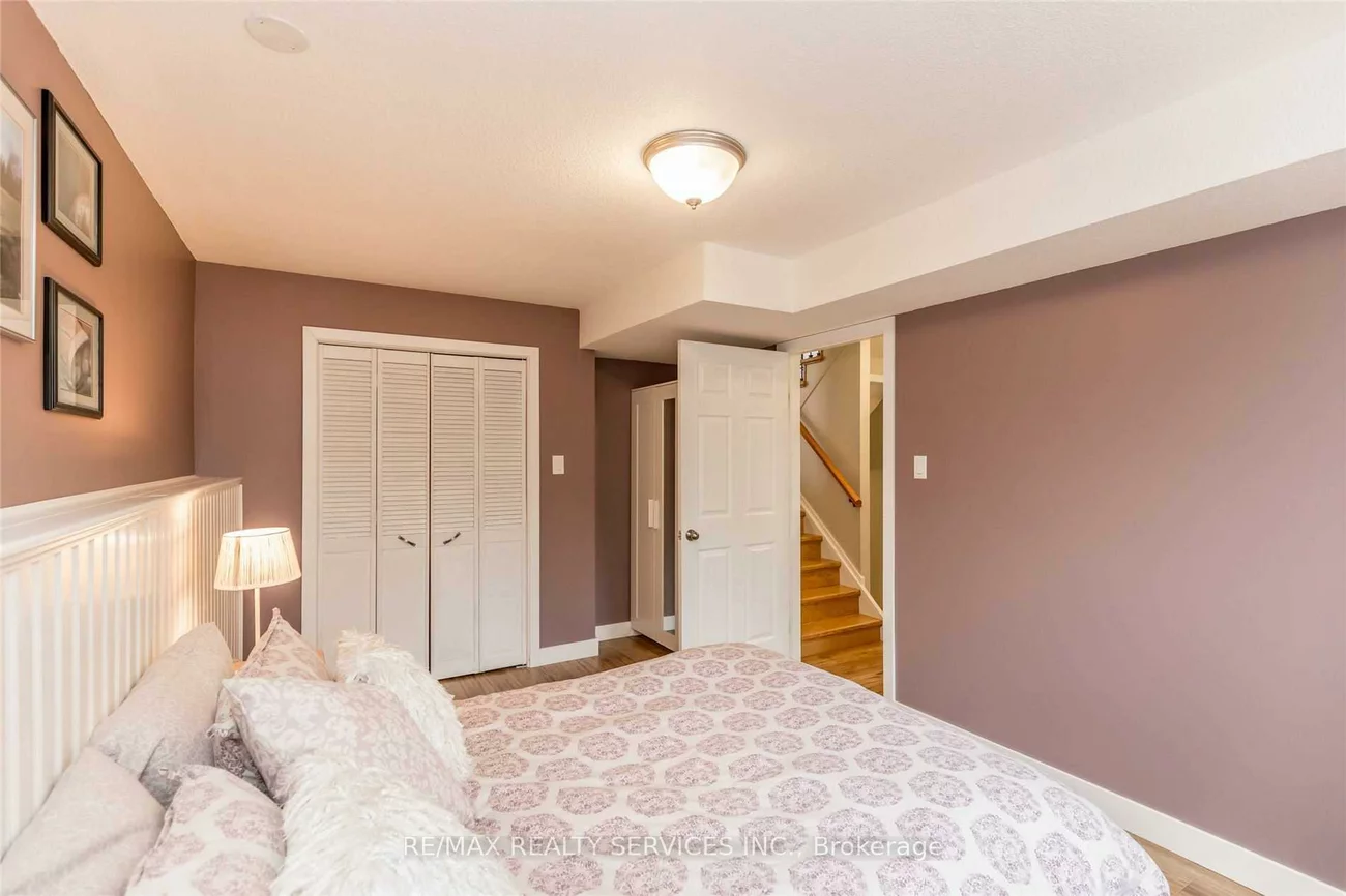 83, Janice, Sunnidale, Barrie