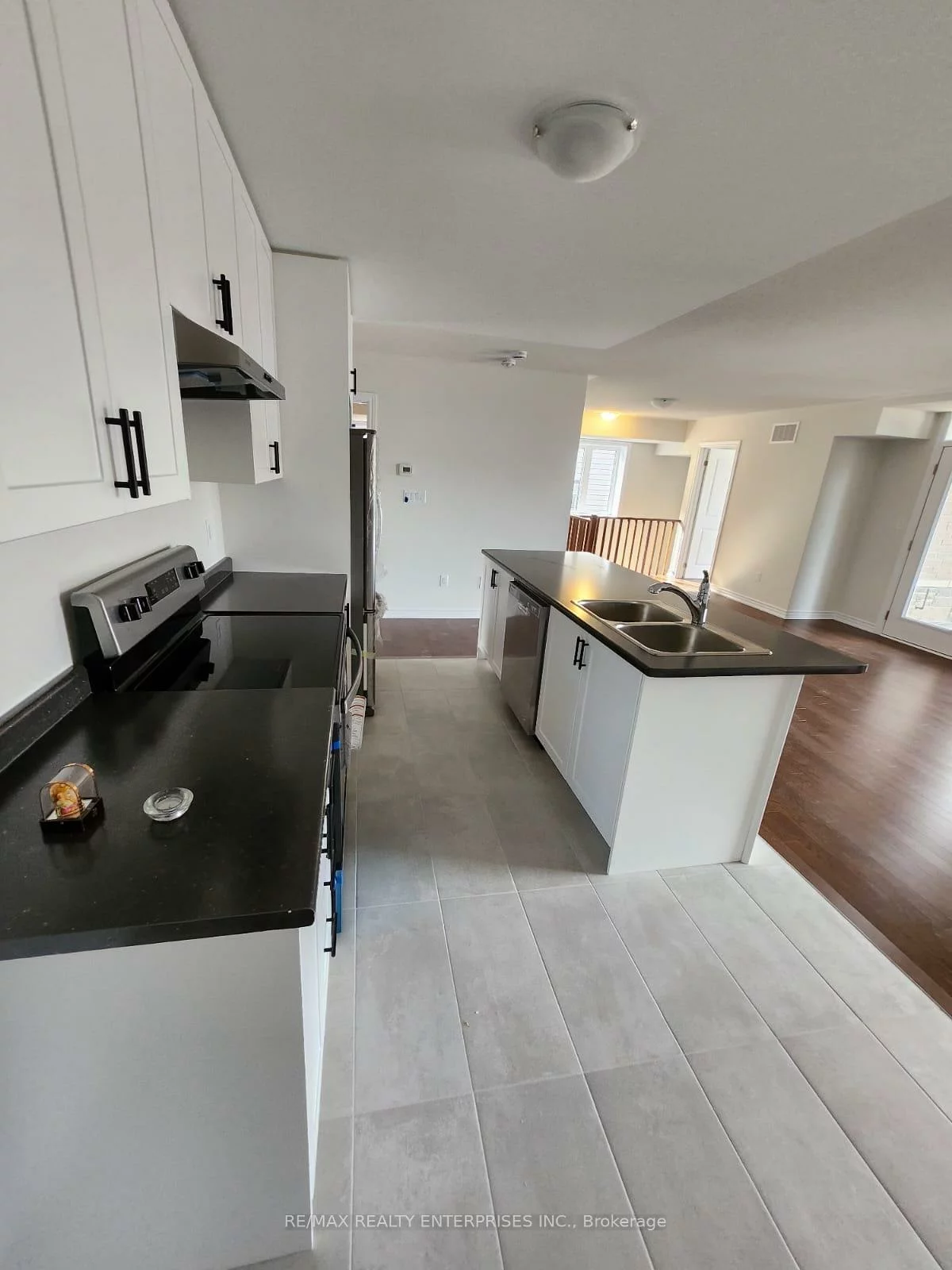 140, Nottingham, Rural Barrie Southeast, Barrie