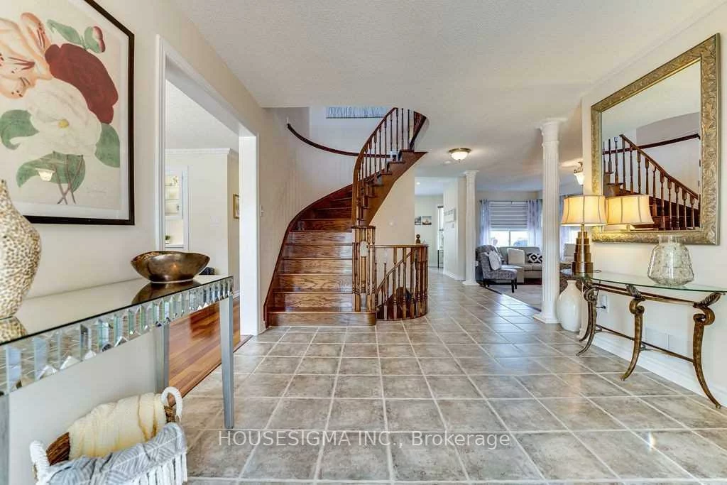 129, Gore, Ardagh, Barrie