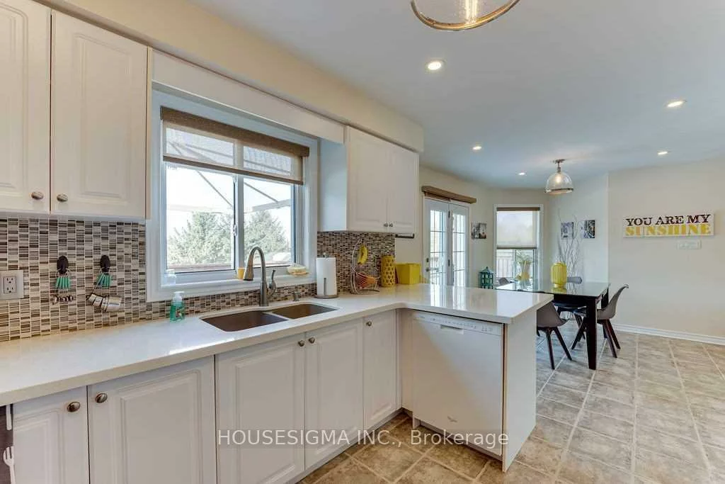 129, Gore, Ardagh, Barrie
