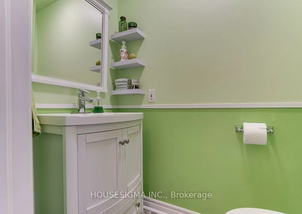 129, Gore, Ardagh, Barrie