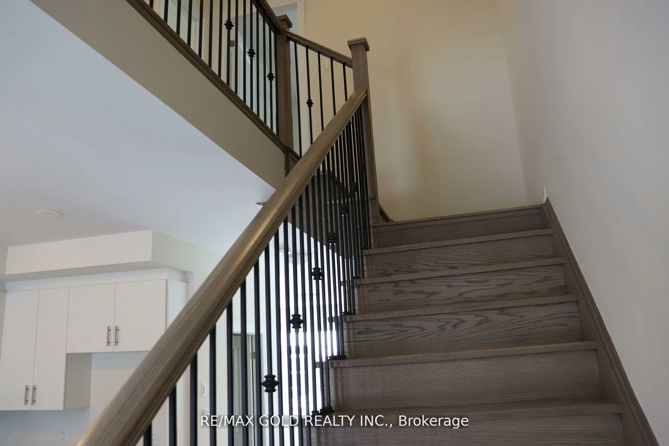 29, Cherry Hill, Painswick South, Barrie
