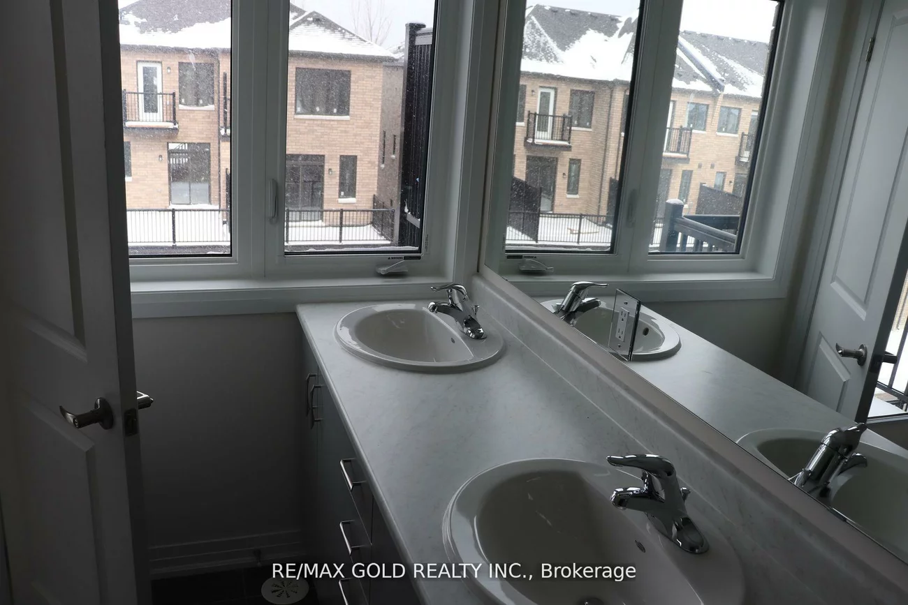 29, Cherry Hill, Painswick South, Barrie