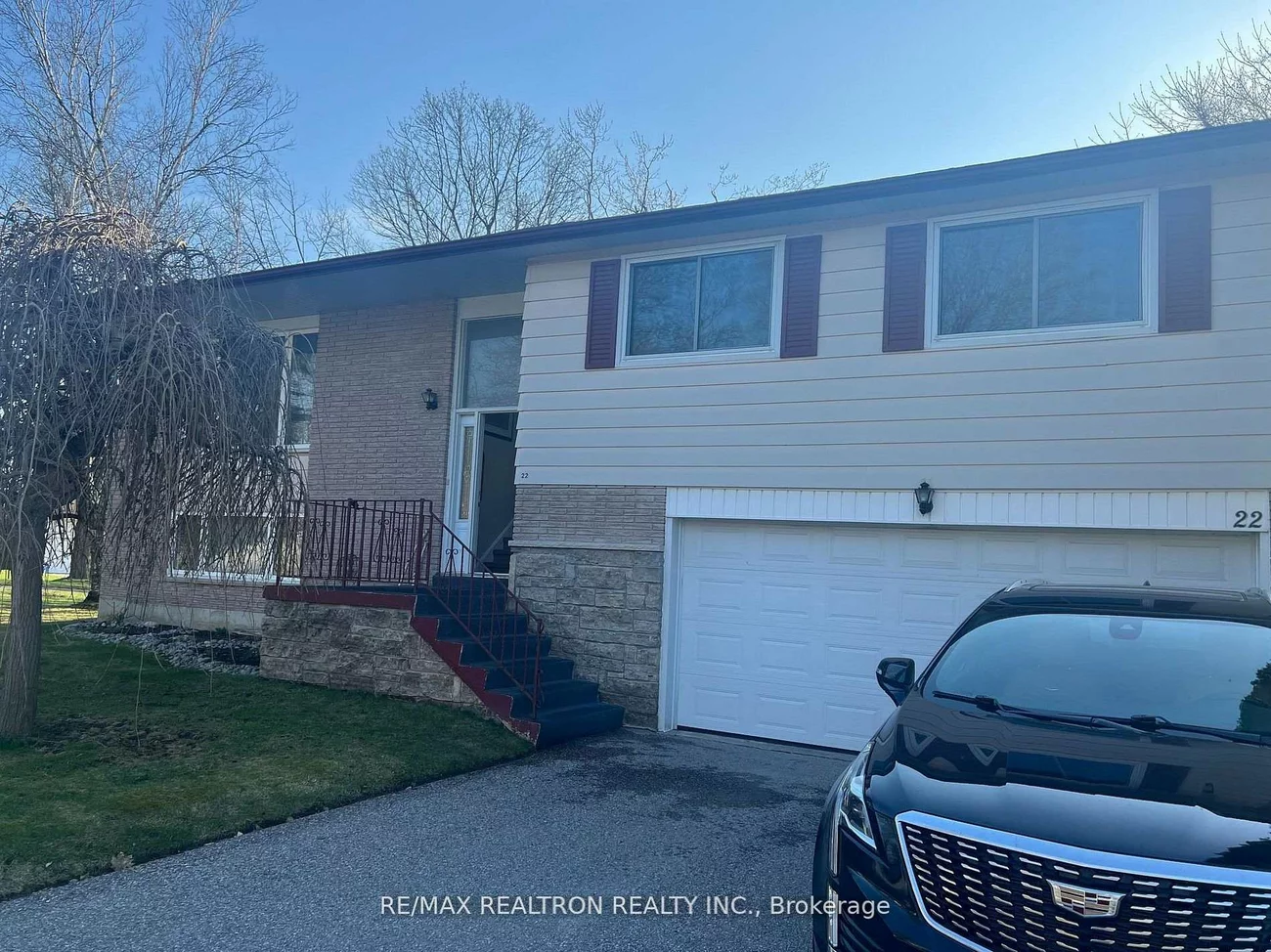 22, Jane, Allandale Heights, Barrie