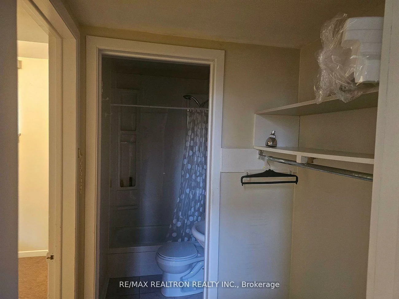 22, Jane, Allandale Heights, Barrie