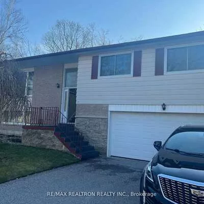 22, Jane, Allandale Heights, Barrie