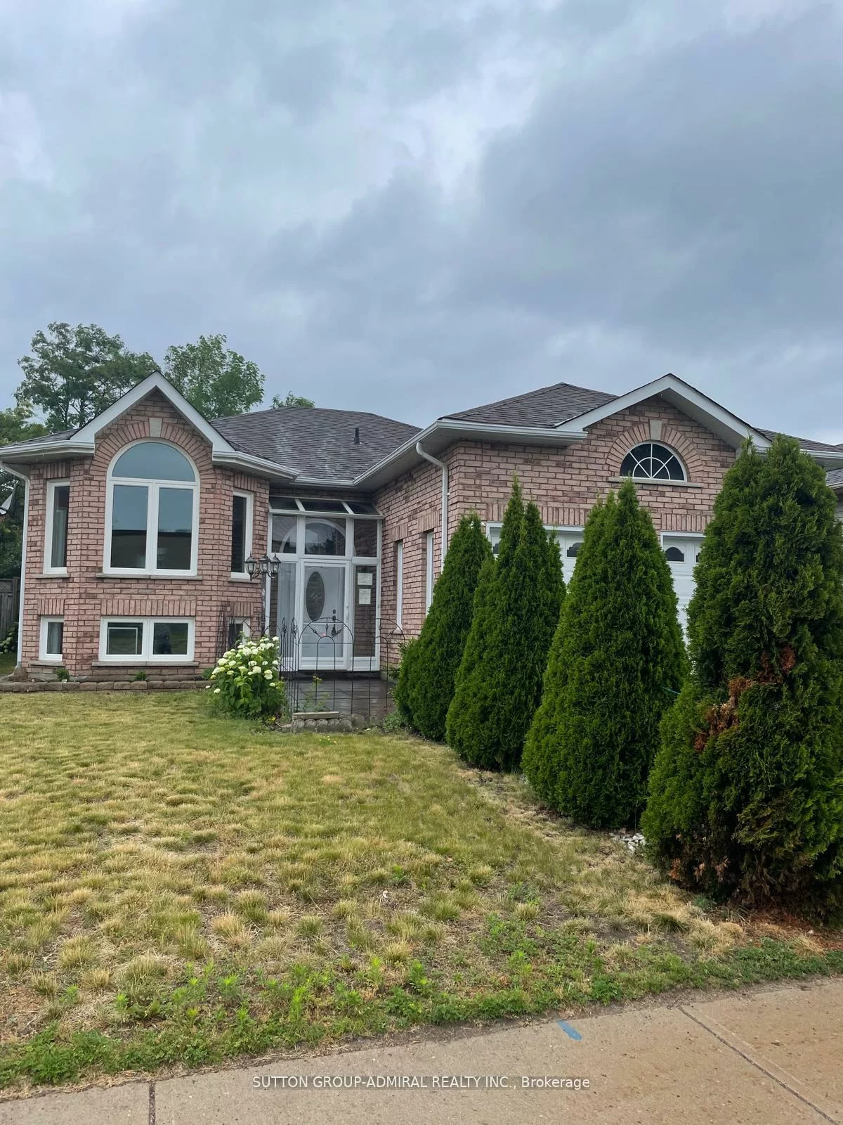 104, Marsellus, Holly, Barrie