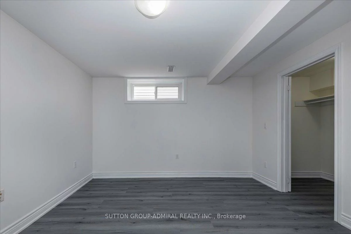 104, Marsellus, Holly, Barrie