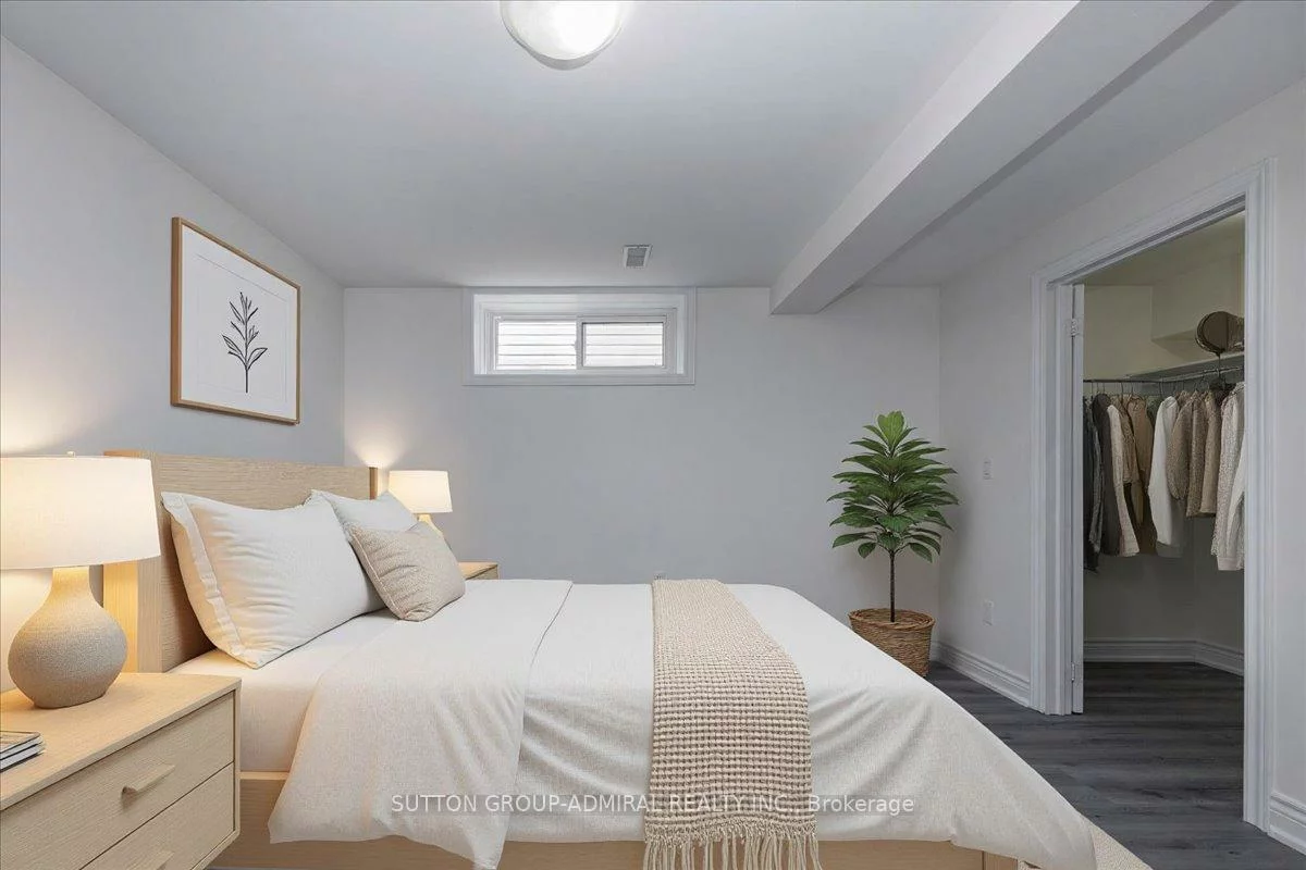 104, Marsellus, Holly, Barrie