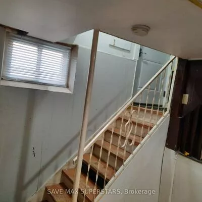 155, Gunn, Wellington, Barrie