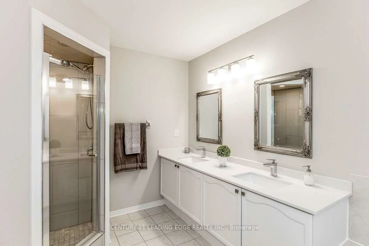 90, Cityview, Holly, Barrie