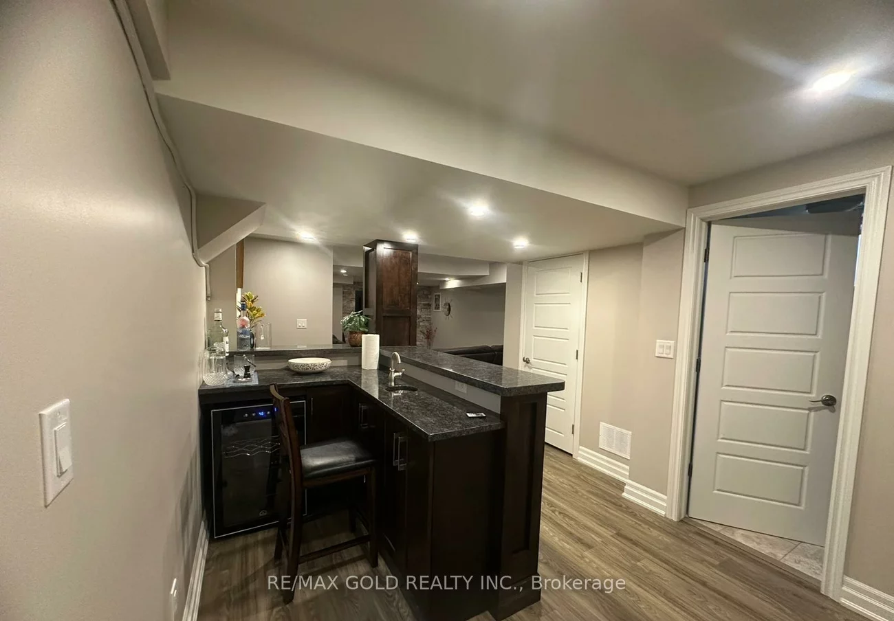 28, Sovereign's, Innis-Shore, Barrie