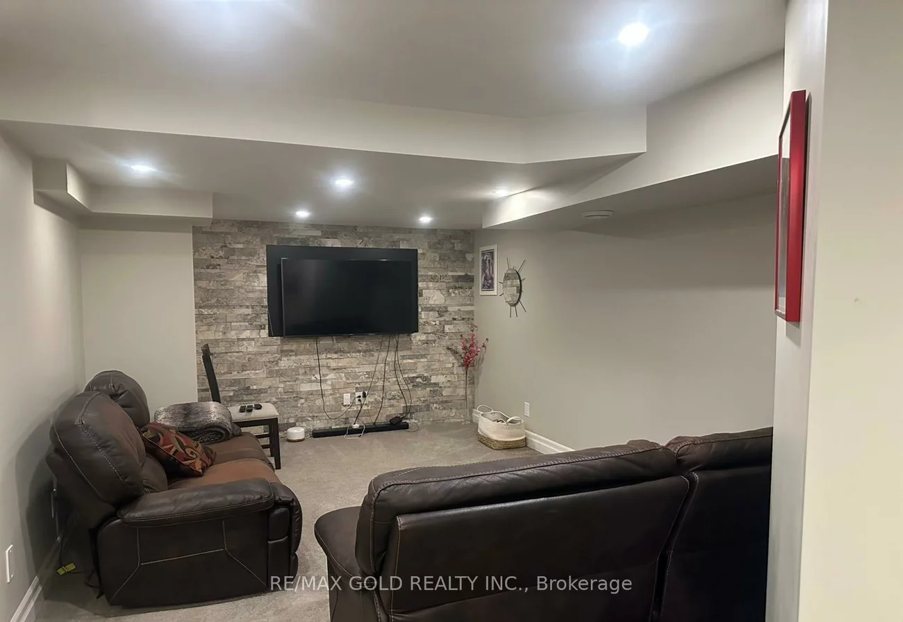 28, Sovereign's, Innis-Shore, Barrie