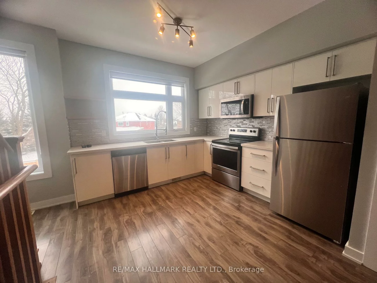 540, Essa, Holly, Barrie