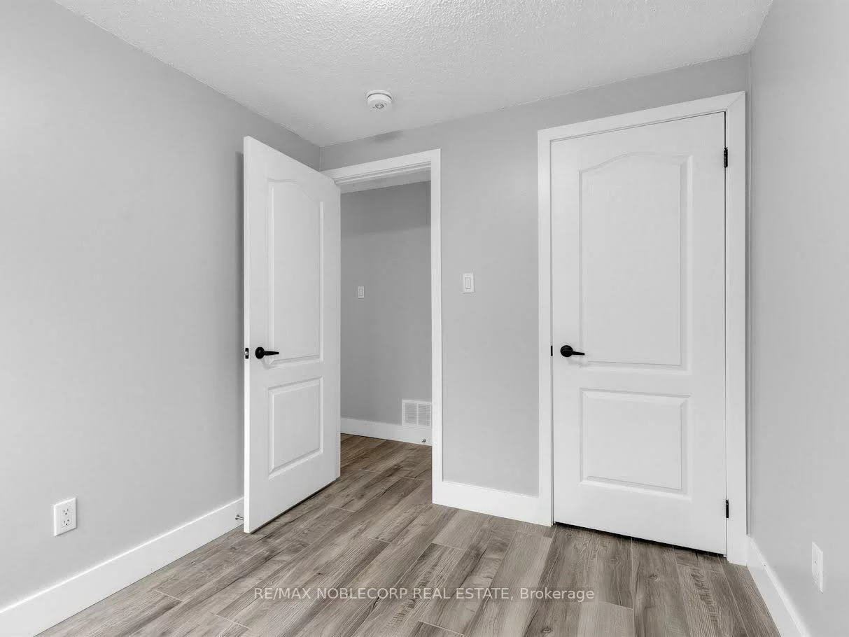 59, Scott, Letitia Heights, Barrie