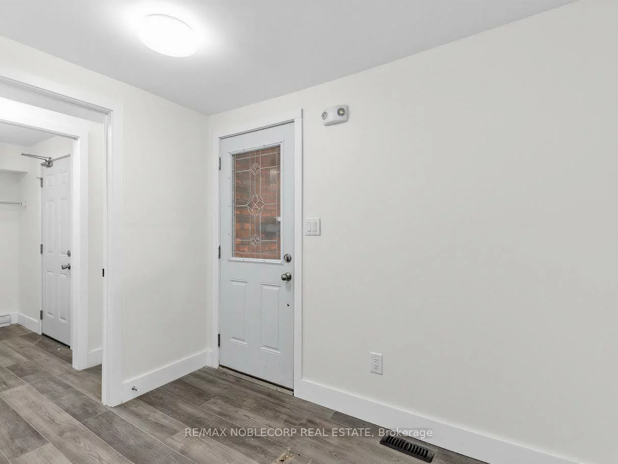 59, Scott, Letitia Heights, Barrie