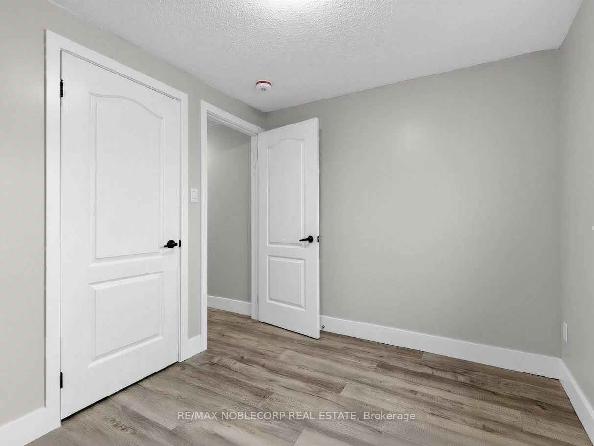 59, Scott, Letitia Heights, Barrie