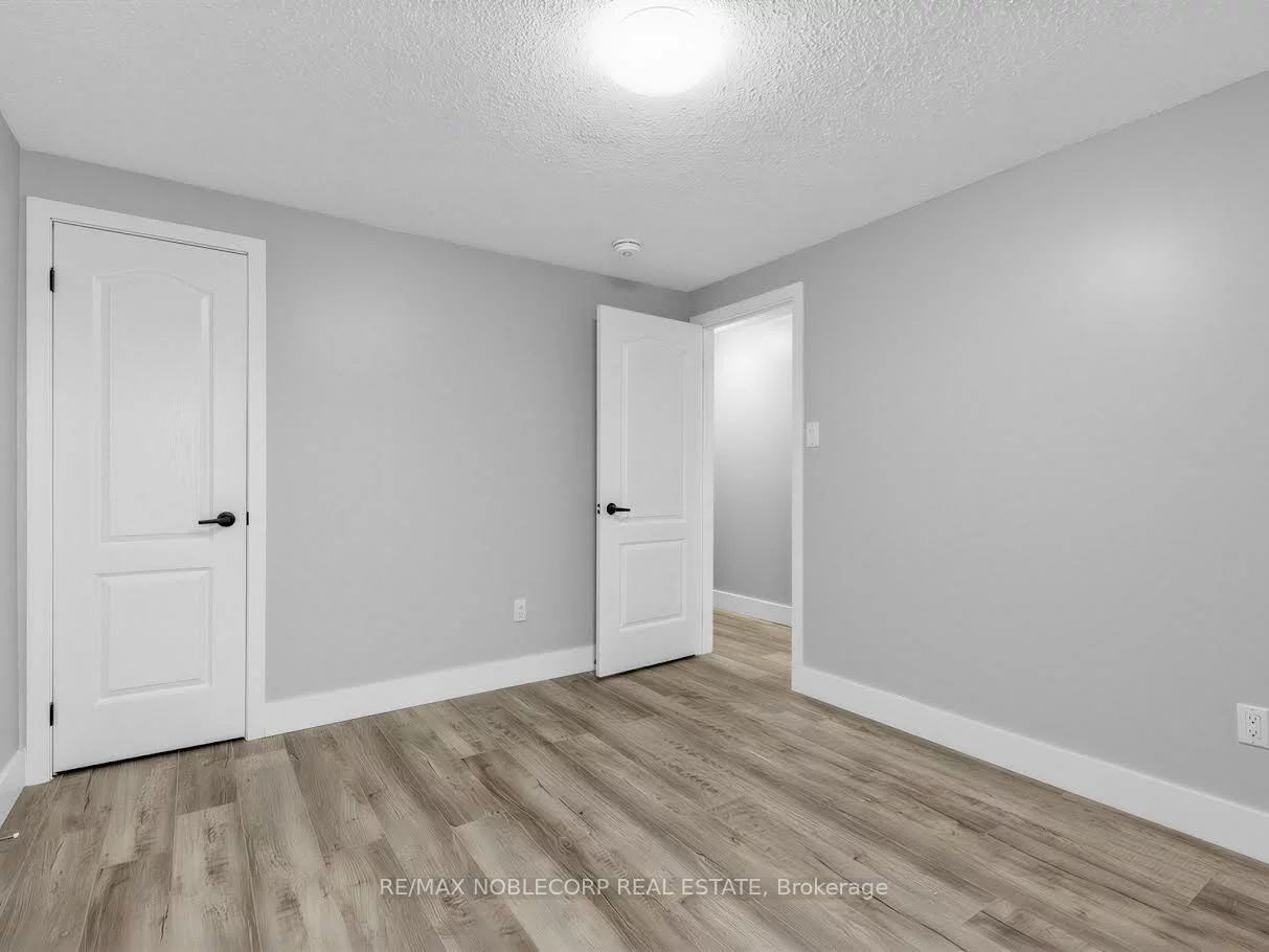 59, Scott, Letitia Heights, Barrie