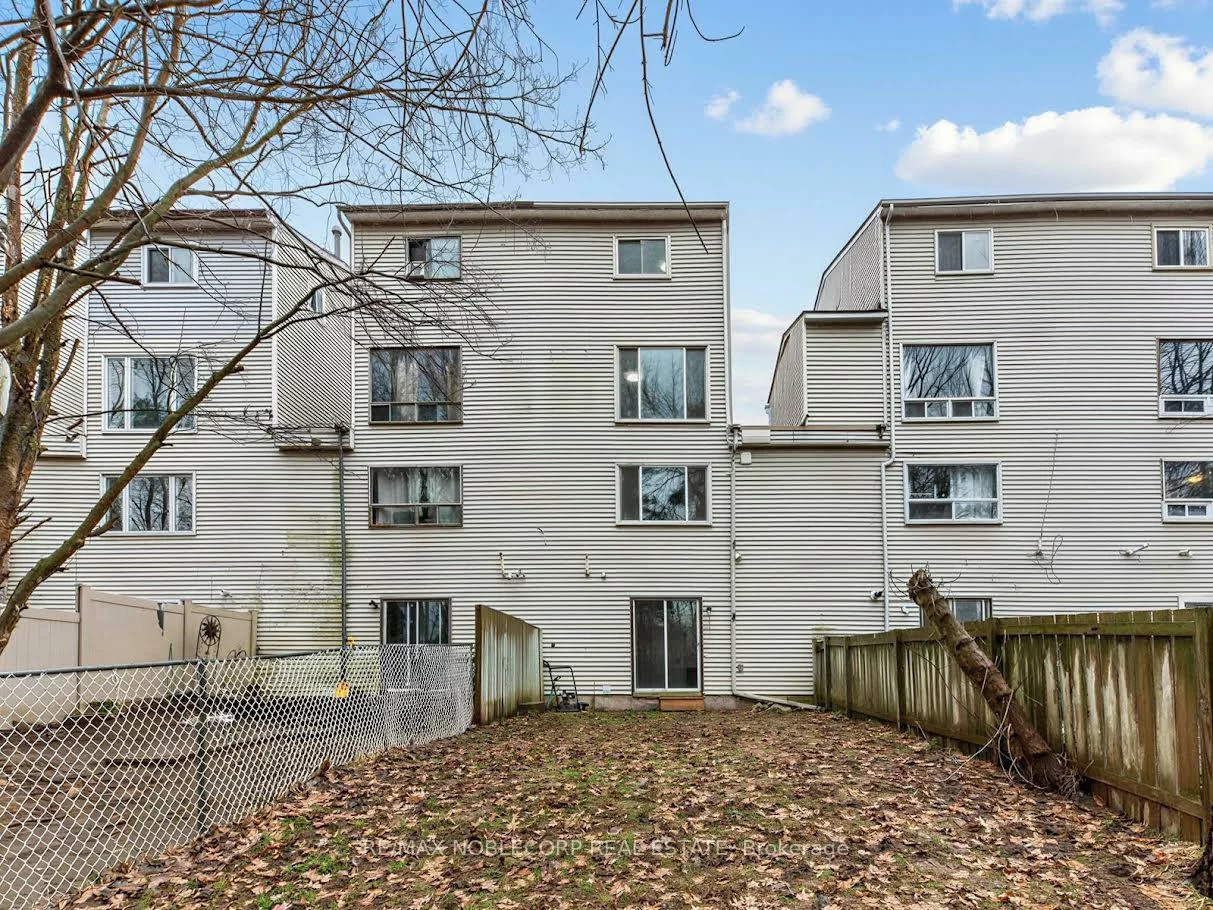 59, Scott, Letitia Heights, Barrie