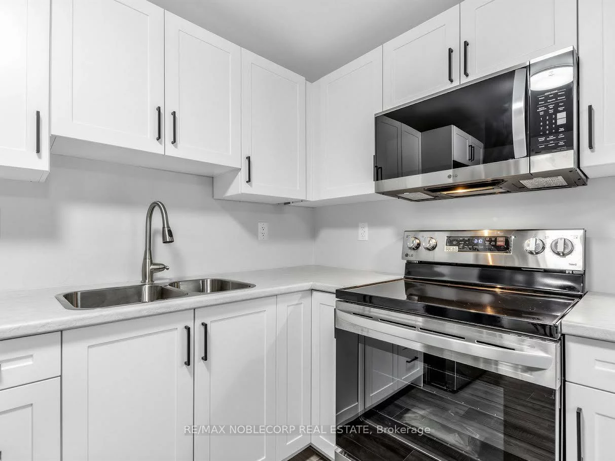 59, Scott, Letitia Heights, Barrie